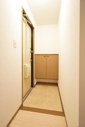 セジュール清原 A棟の玄関