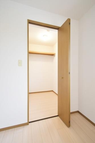 セジュール清原 A棟の収納