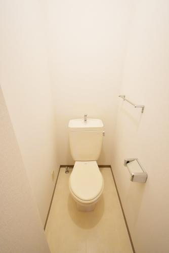 セジュール清原 A棟のトイレ