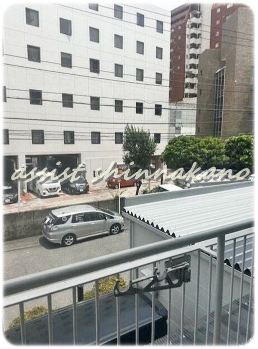 西新宿ハウスの洗面所