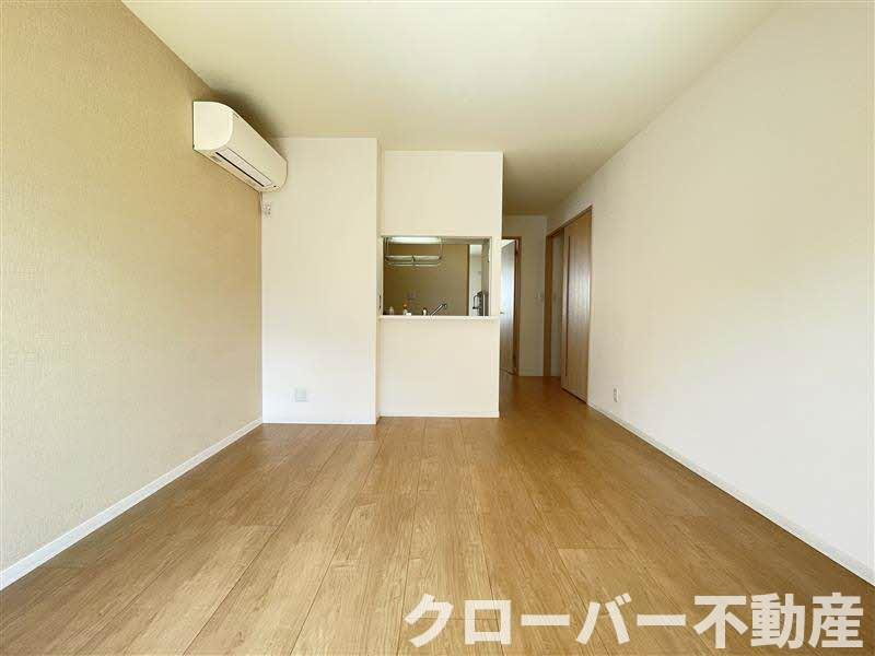 シャーメゾン元町の居間・リビング