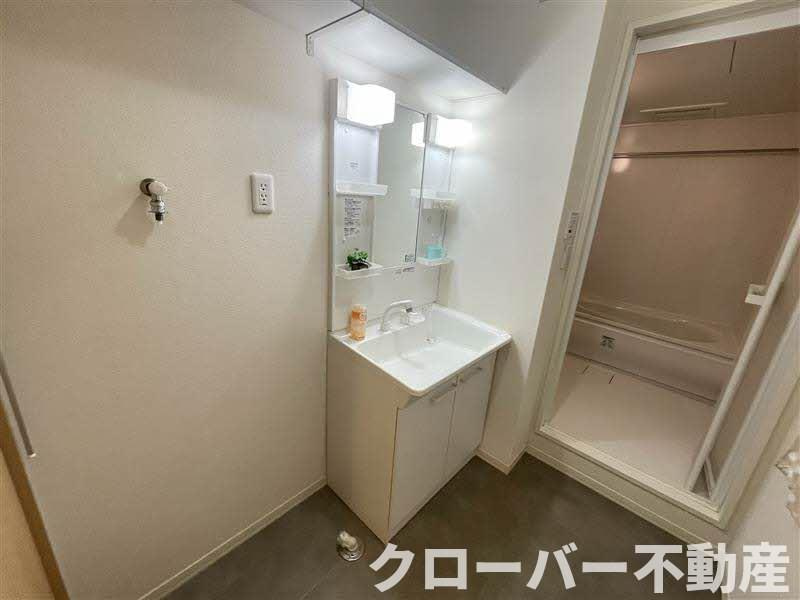 シャーメゾン元町の独立洗面台