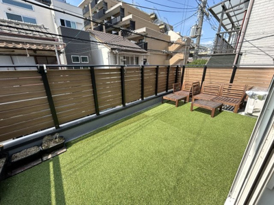 【バルコニー】 | 東塚口町1丁目貸家 | お洗濯にも便利なバルコニー付き