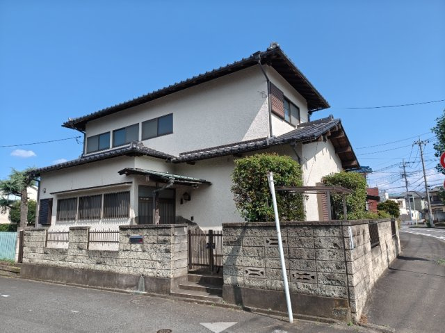 霞ヶ関北6丁目　5LDK+カースペース付き　戸建貸家の外観