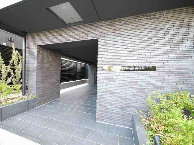 ＳＨＯＫＥＮ　Ｒｅｓｉｄｅｎｃｅ　横浜生麦１のエントランス