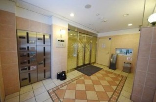 デュオスカーラ田原町のロビー