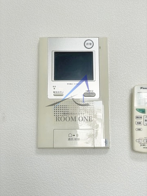 スカイコート品川パークサイドのセキュリティ|モニター付きインターホンです。