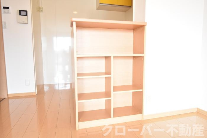 コンフォート ｳｴｽﾄの収納|カウンター下収納棚