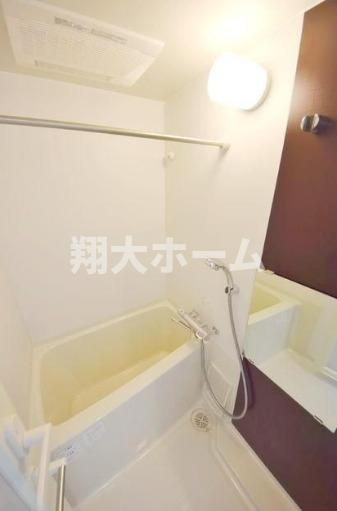 メインステージ北千住Ⅲの浴室