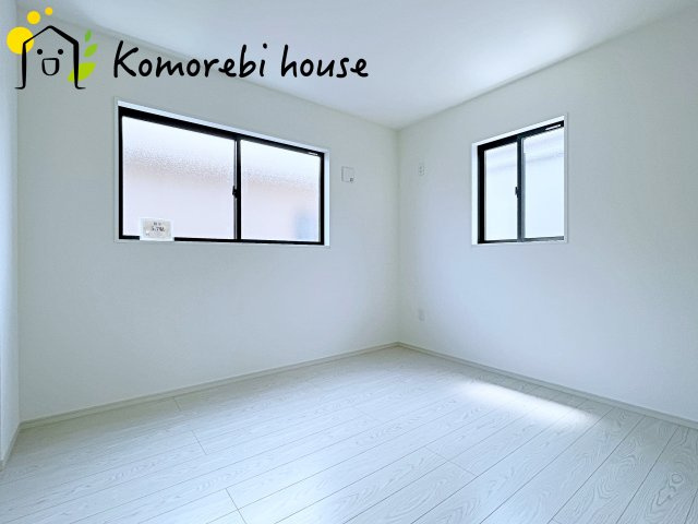 上尾市原市　3期　新築一戸建て　Re・Terrechez　02の寝室|ゆとりの広さです