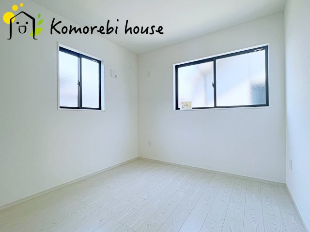 上尾市原市　3期　新築一戸建て　Re・Terrechez　02の洋室|きれいな洋室です