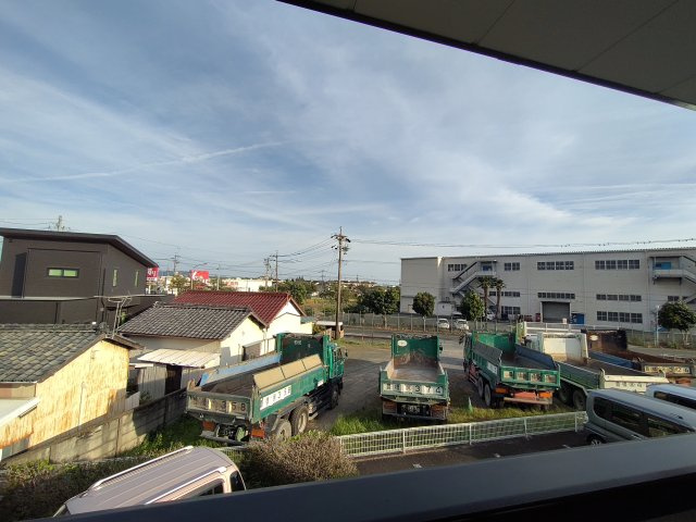 リバーサイド桜木通の展望|同建物内別部屋の写真です。