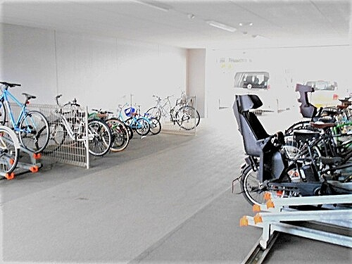 【その他】 | サーパス西長瀬グランテラス | 駐輪場　※2022年5月撮影