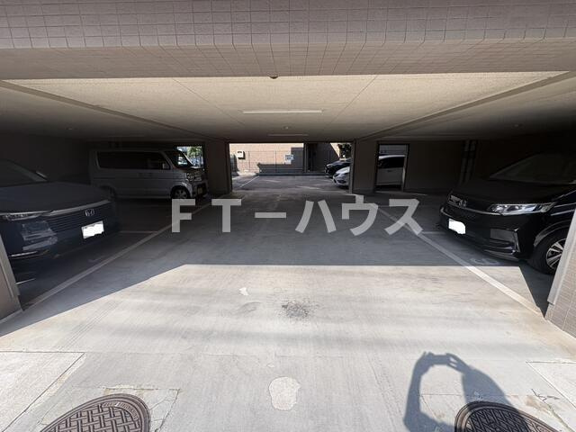 サンワード行徳の駐車場