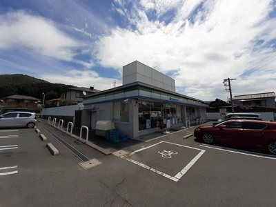 【周辺】 | エアリーヴィラ | ファミリーマート玉野田井店まで500m