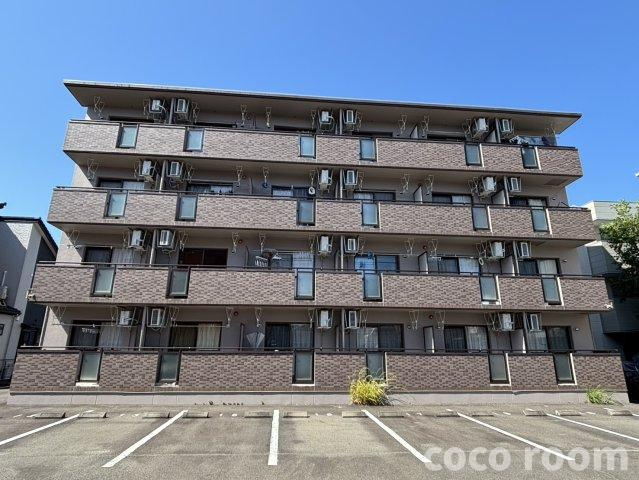 グローリーノーブル の外観