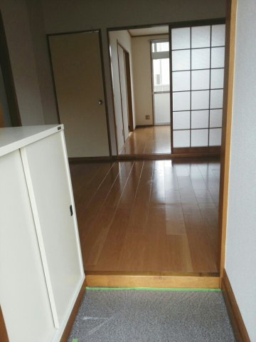 エルディム神田Ｂの玄関