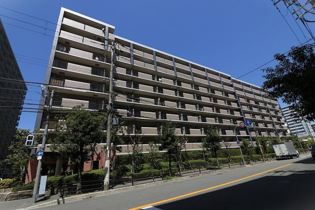 ソシエ北大阪（ヴェルザ北大阪）弐期棟の外観