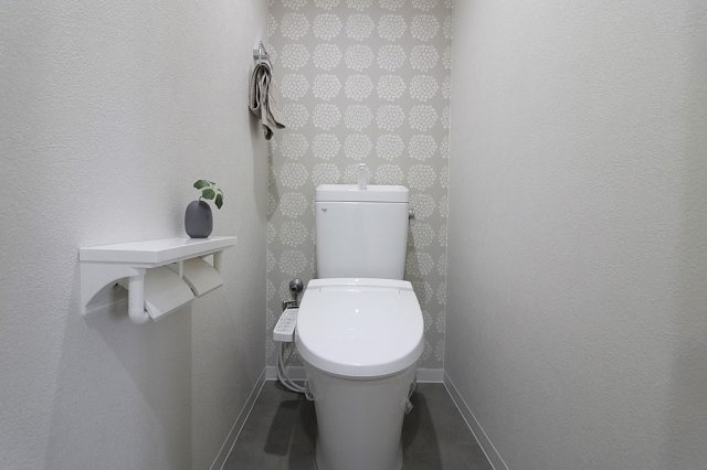 日商岩井野江マンションのトイレ