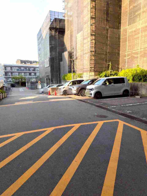 【駐車場】 | メロディハイム茨木D棟 | ■敷地内には来客用駐車場があります。