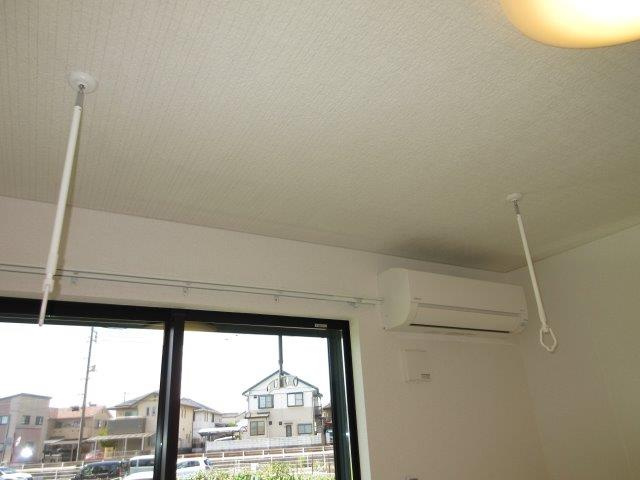 倉敷市安江のアパートの設備|室内物干し
