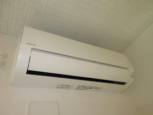 倉敷市安江のアパートの設備|エアコン
