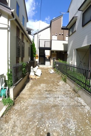 川崎市多摩区菅城下のアパートのその他