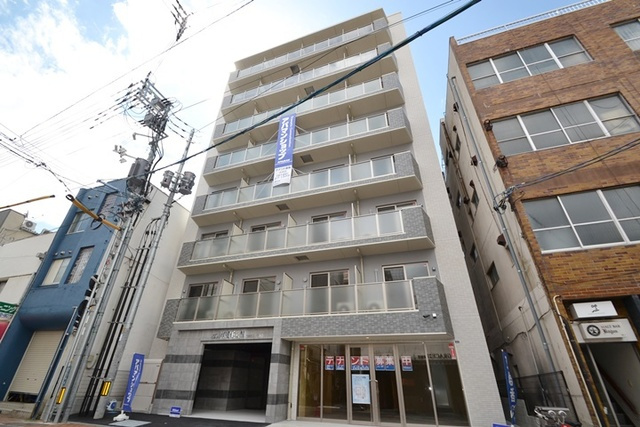 THE MODERN 表町の外観