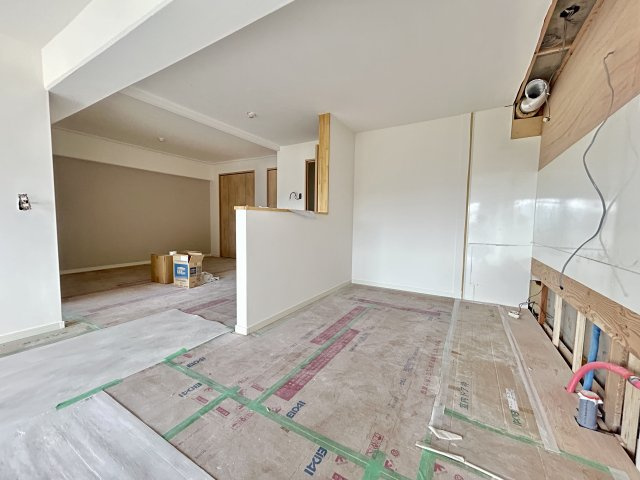 ☆選べる家具プレゼント☆ロイヤル道後マンションの居間・リビング