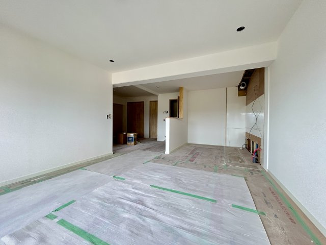 ☆選べる家具プレゼント☆ロイヤル道後マンションの洋室