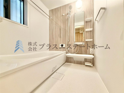 【浴室】 | 長田区上池田1丁目Ⅳ　新築戸建 | 浴室乾燥機付きユニットバスで雨の日のお洗濯にも大活躍♪
