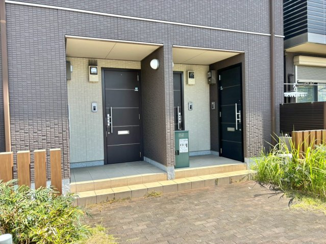 PISO　MARIO A205号室のエントランス