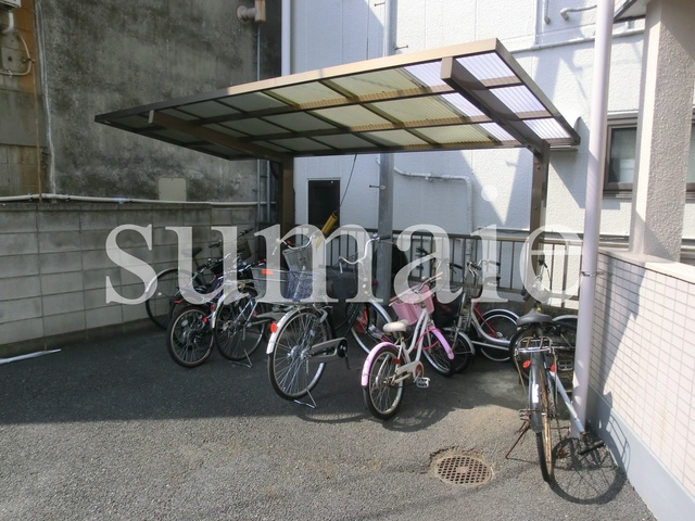 ラヴュー・デ・プラタンのその他共用部分|自転車置き場あります。