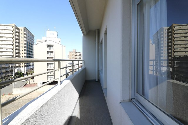 野中北パーク・マンションのバルコニー
