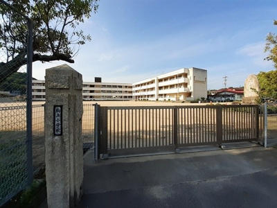 【周辺】 | ブルーム・ミヤケ | 胸上小学校まで500m