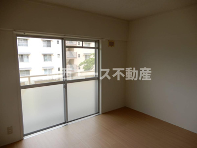 【寝室】 | ビレッジハウス三輪崎
