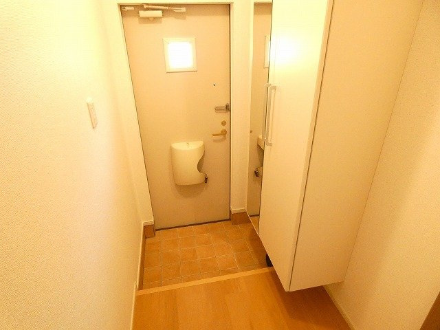 マウントリヴァⅦの玄関|落ち着いた玄関です