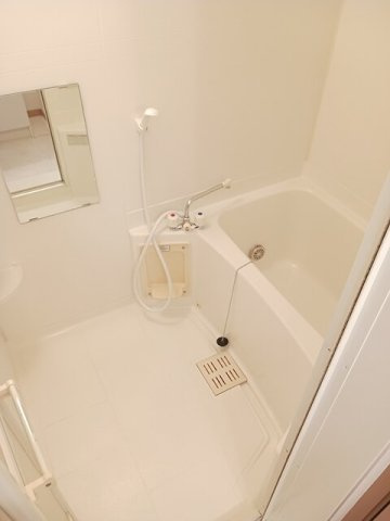 ソフィーシアＡの浴室|コンパクトで使いやすいお風呂です