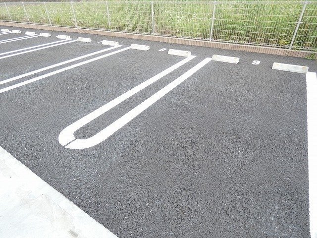 マルゼンⅡの駐車場|駐車場です