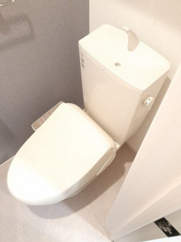 チェリーブロッサムのトイレ|落ち着いたトイレです