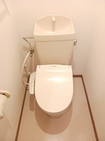 マウントリヴァ２００１のトイレ|ゆったりとした空間のトイレです