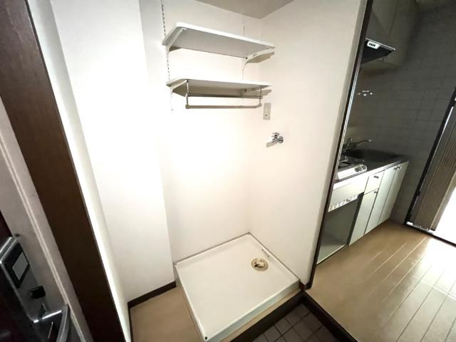 メゾンひまわりのその他|洗濯機置場