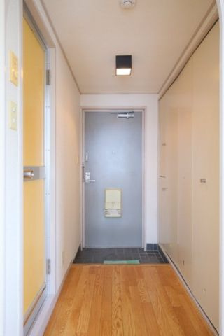 アサカシオン大岡山の玄関