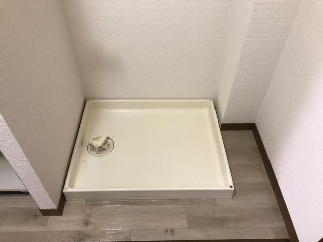 シャインキャッスルⅡのその他|洗濯機置場