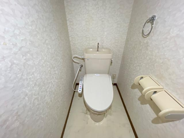 メゾンあさひのトイレ|シャワー付トイレ