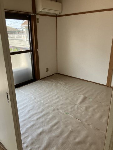 ジュネスの内装