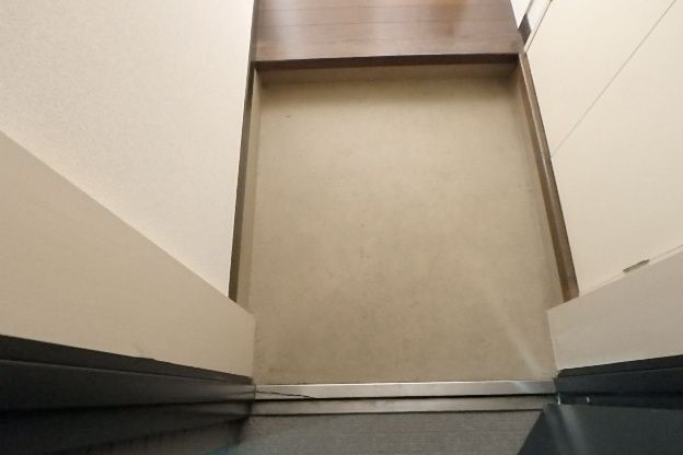 ダイホープラザ千駄木の玄関|　※別室参考写真です。