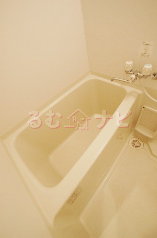 福岡市博多区麦野１丁目のアパートの浴室