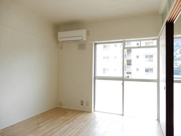 【居間・リビング】 | ビレッジハウス宇甘川2号棟 | ビレッジハウスの同一物件・同一タイプの間取りの写真です