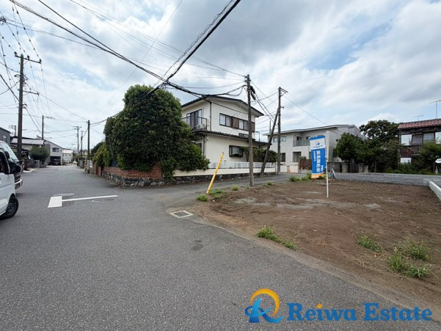 新築戸建　茅ヶ崎市常盤町の前面道路含む現地写真